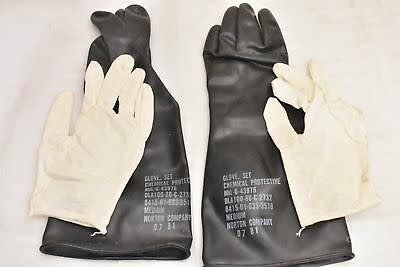 Chemical Protective Glove Set with Cotton Insert