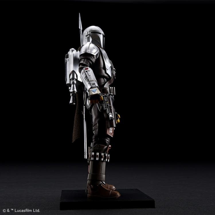 Bandai Star Wars: The Mandalorian Mandalorian Beskar Armor Silver Coating Version 1:12 Scale Model Kit