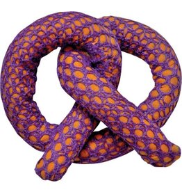 Outward Hound Catstages Catnip Plaque Away Pretzel Cat Toy