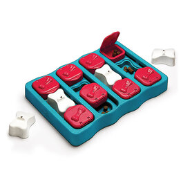 Outward Hound Outward Hound Nina Ottosson Dog Brick Puzzle Game