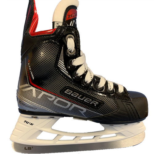 Bauer Bauer Vapor XLTX Pro+ Ice Hockey Skate - Youth Bauer Bauer Vapor XLTX Pro+ Ice Hockey Skate - Youth