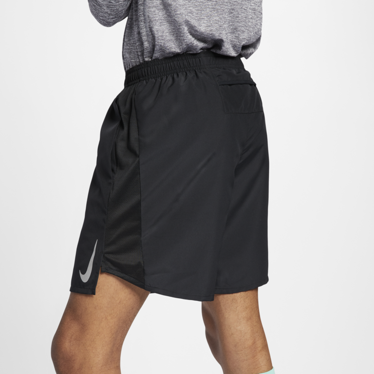 short nike challenger 7