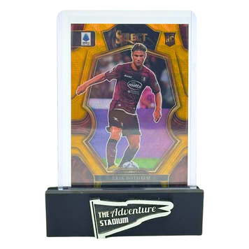 The Adventure Stadium 2022-23 Panini Select Serie A Erik Botheim Gold Wave 04/10