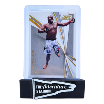 The Adventure Stadium 2021 Panini Immaculate UFC Derrick Lewis Gold 02/10