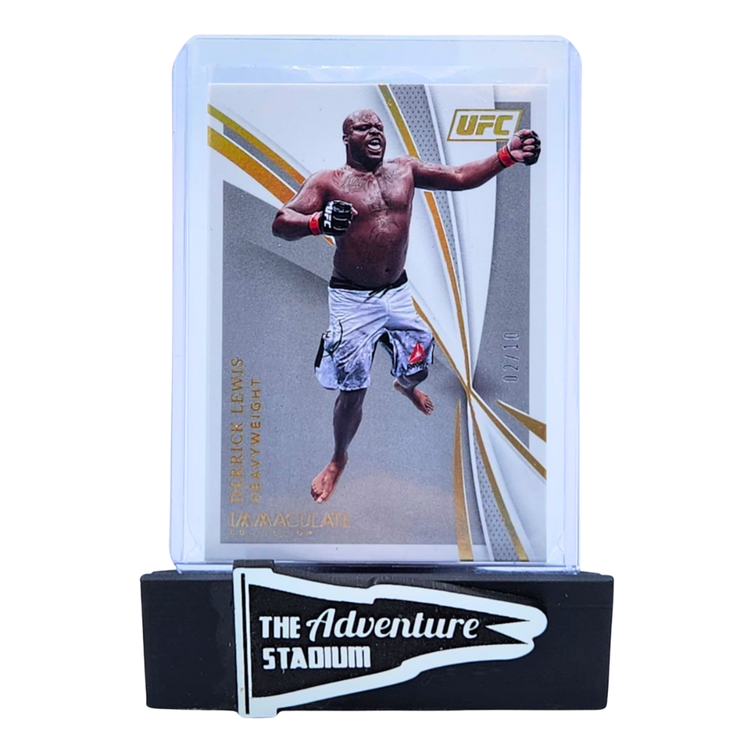 The Adventure Stadium 2021 Panini Immaculate UFC Derrick Lewis Gold 02/10
