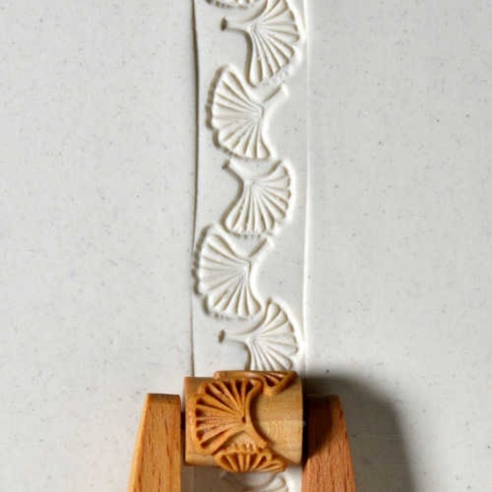 MKM POTTERY TOOLS MKM MINI ROLLER MRX-016 2 cm – Ginkgo Leaves
