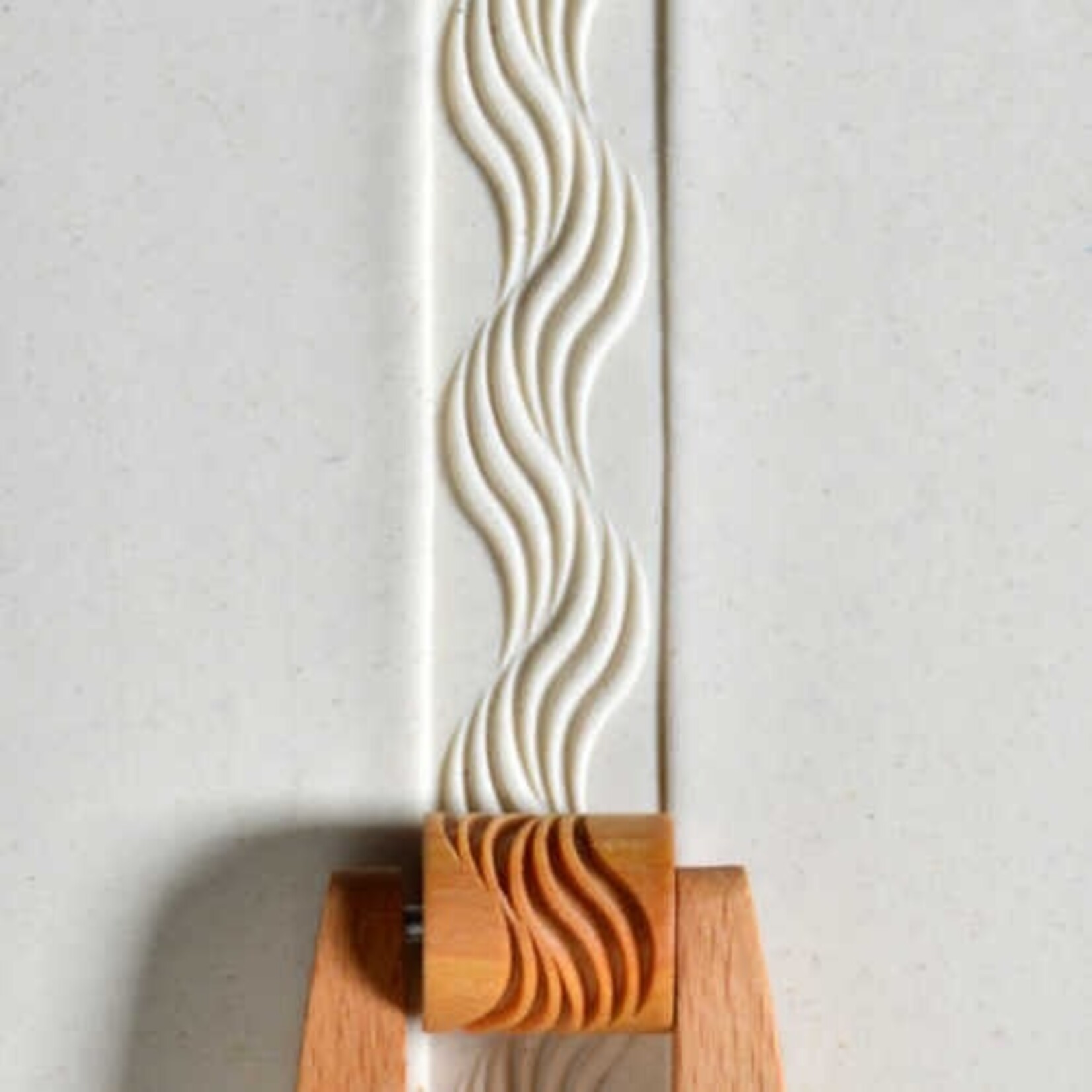 MKM POTTERY TOOLS MKM MINI ROLLER MRX-017 2 cm – Wavy