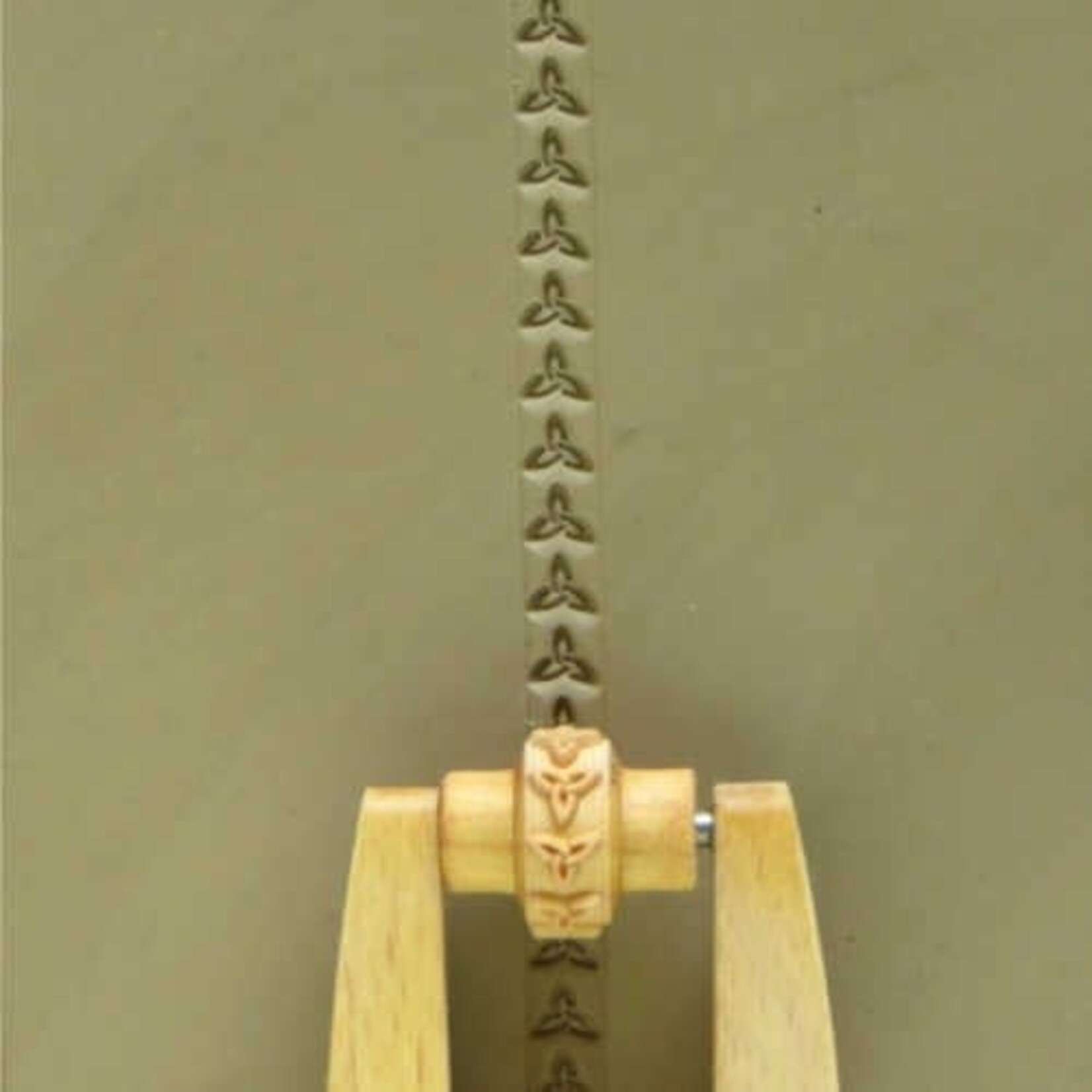MKM POTTERY TOOLS MKM MINI ROLLER MRS-007 0.5 cm – Celtic Triangle