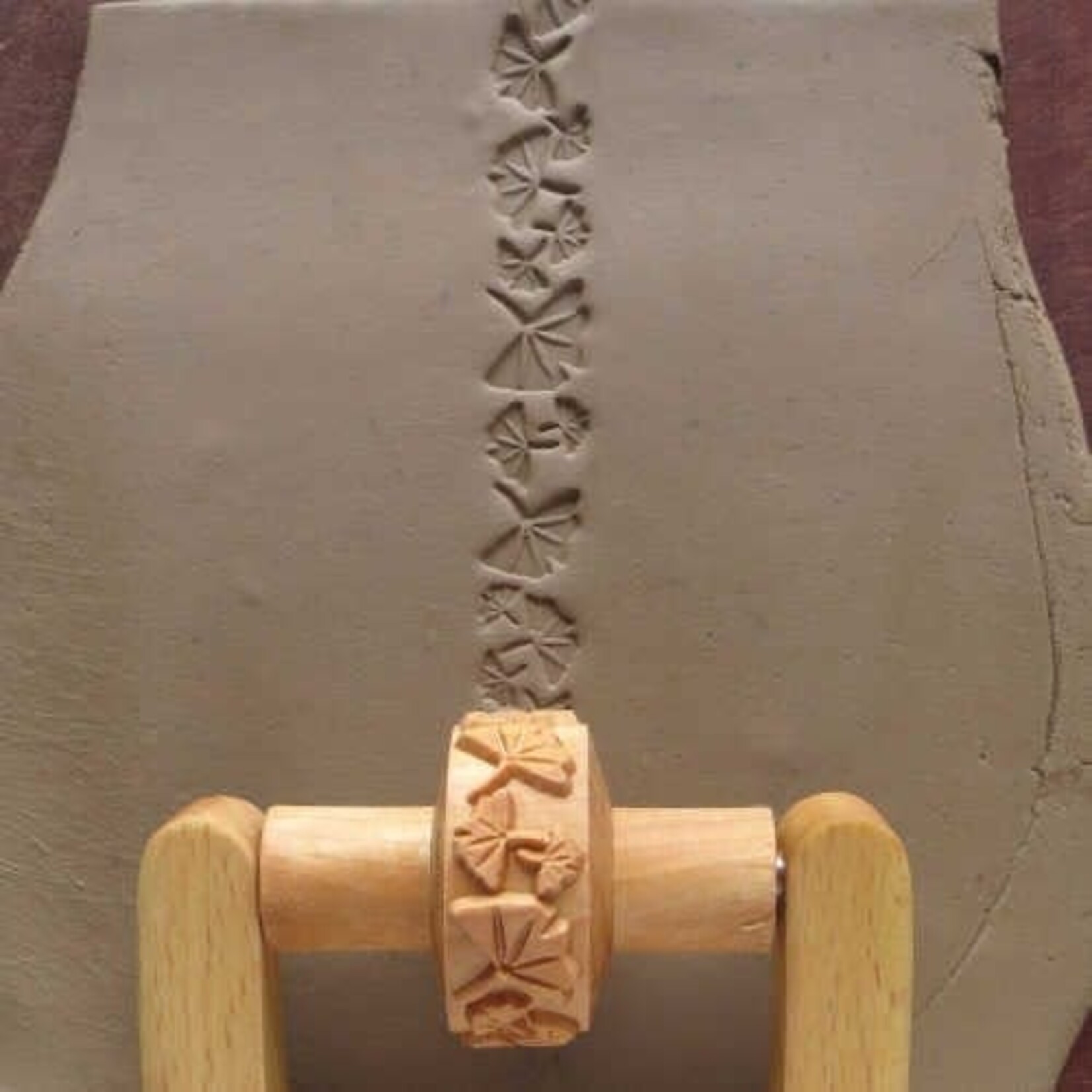 MKM POTTERY TOOLS MKM RS-028 Small Handle Roller – Ginkgo Leaves