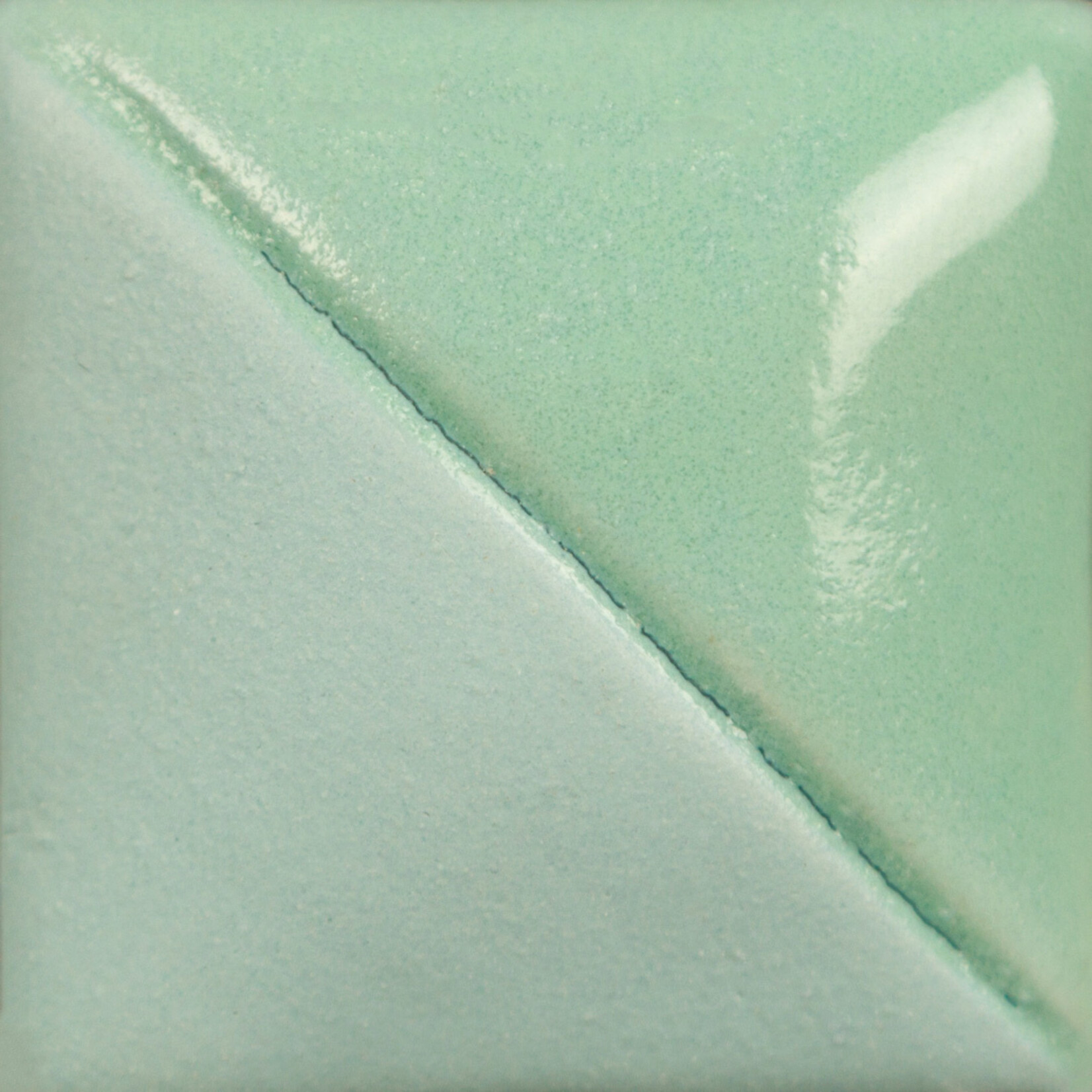 COLORAMICS, LLC MAYCO UG-233 EUCALYPTUS UNDERGLAZE