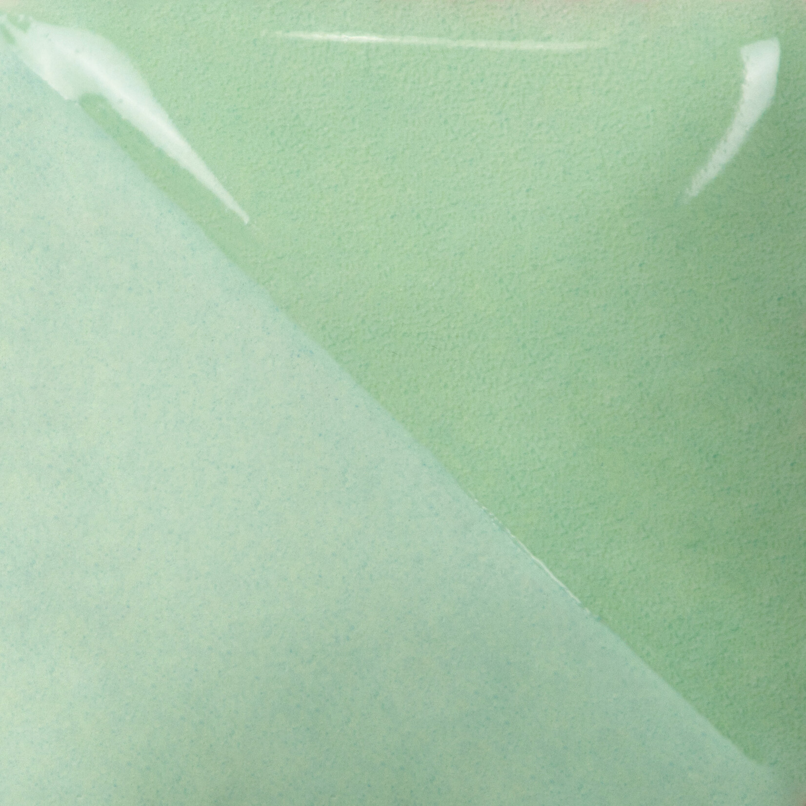 COLORAMICS, LLC MAYCO UG-68 APPLE GREEN UNDERGLAZE
