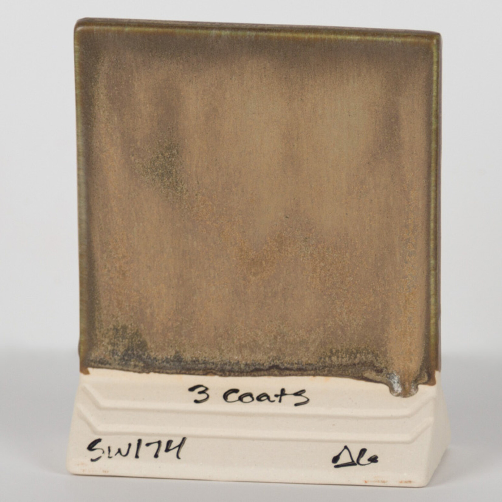 COLORAMICS, LLC MAYCO SW-174 LEATHER
