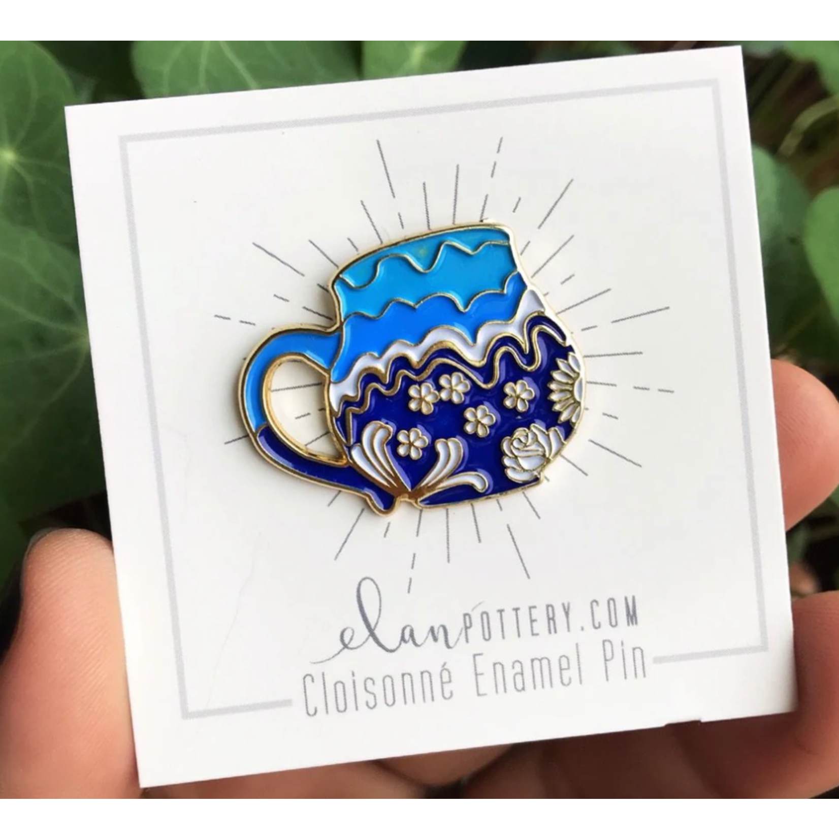 Elan Pottery Transfers Flower Mug Enamel Pin - Blue