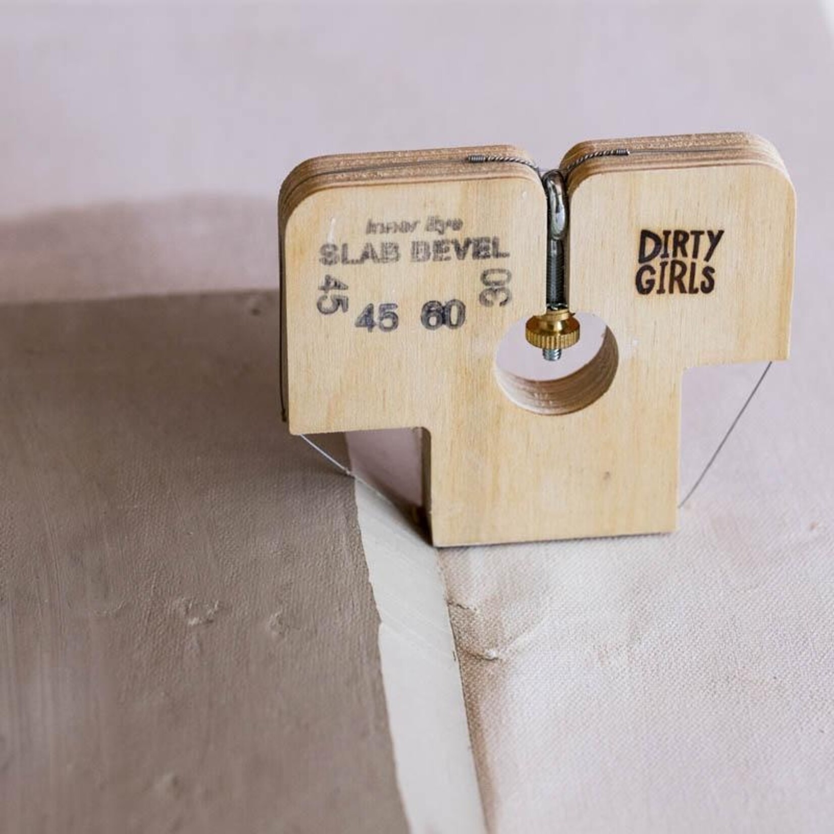 Dirty Girls INNER EYE SLAB BEVEL