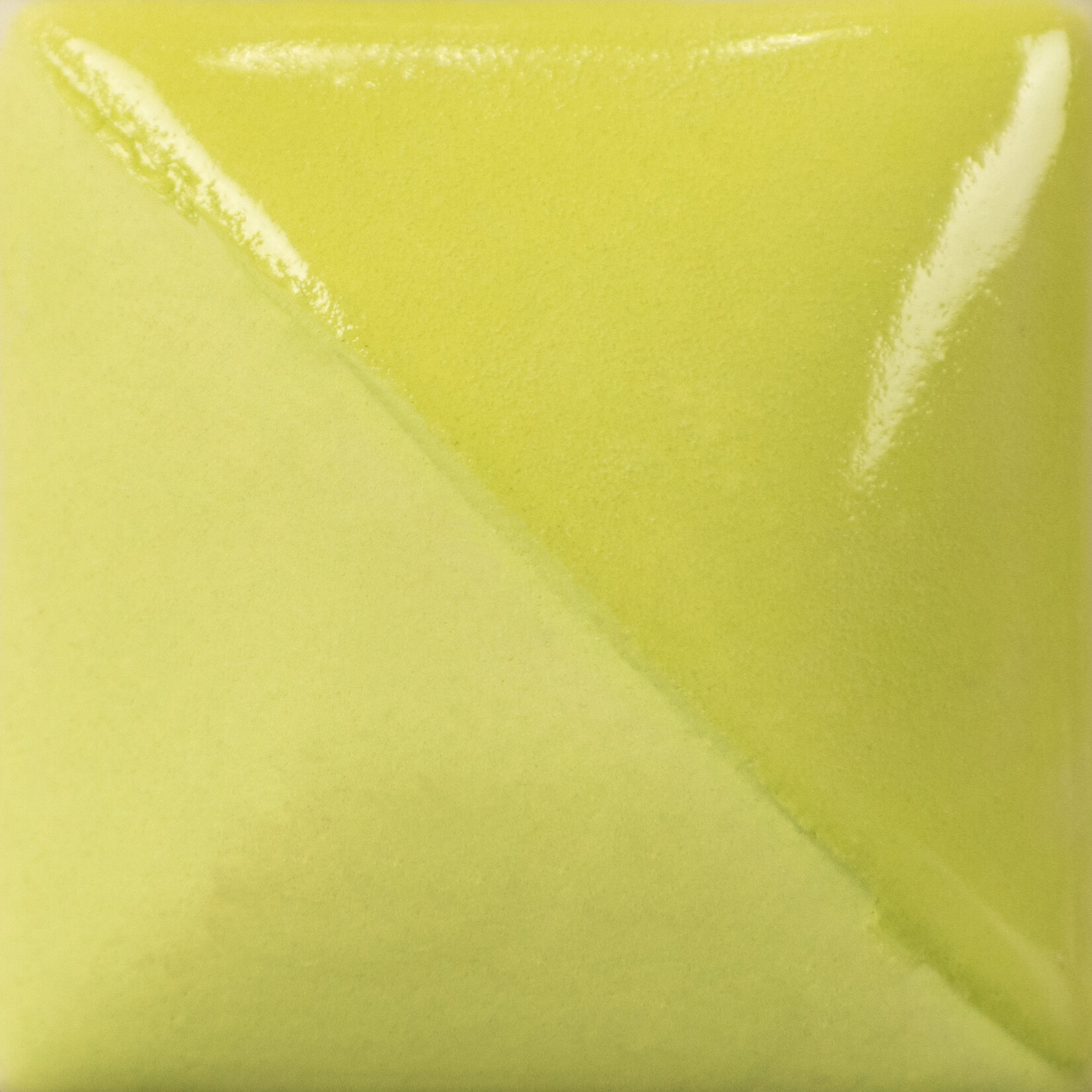 COLORAMICS, LLC MAYCO UG-218 PEAR GREEN