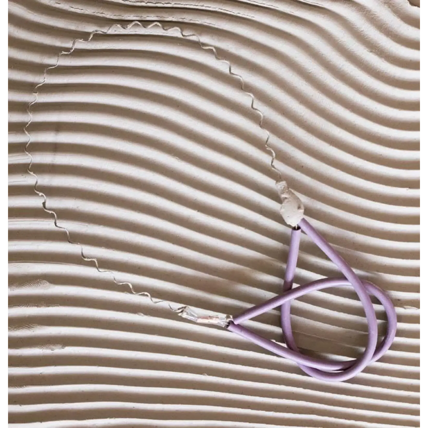 Dirty Girls 9" ERGONOMIC WIGGLE WIRE