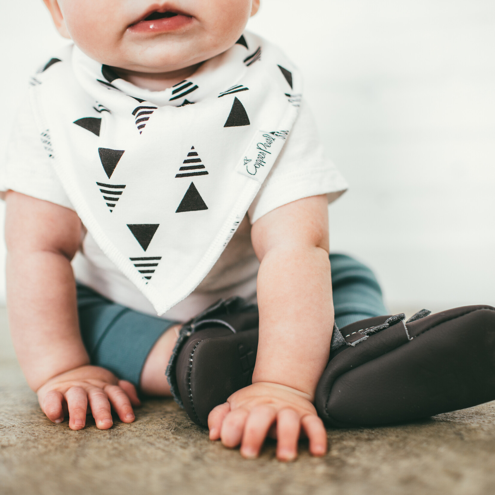 Shade Baby Bandana Bib Set (4-pack)