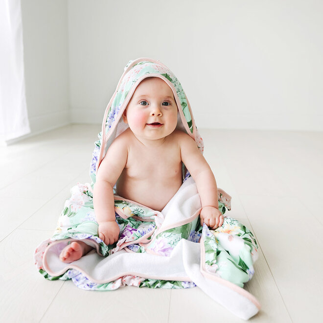Erin - Ruffled Hooded Towel