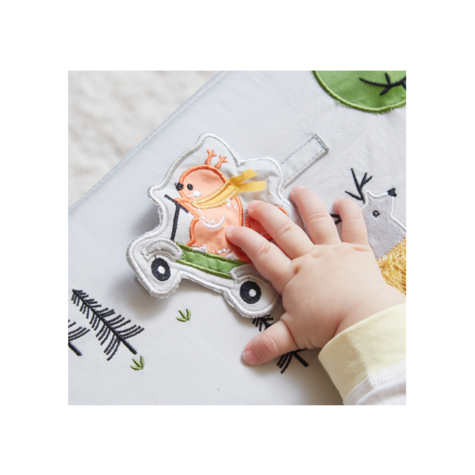 Wonder & Wise Baby Activity Square Chair