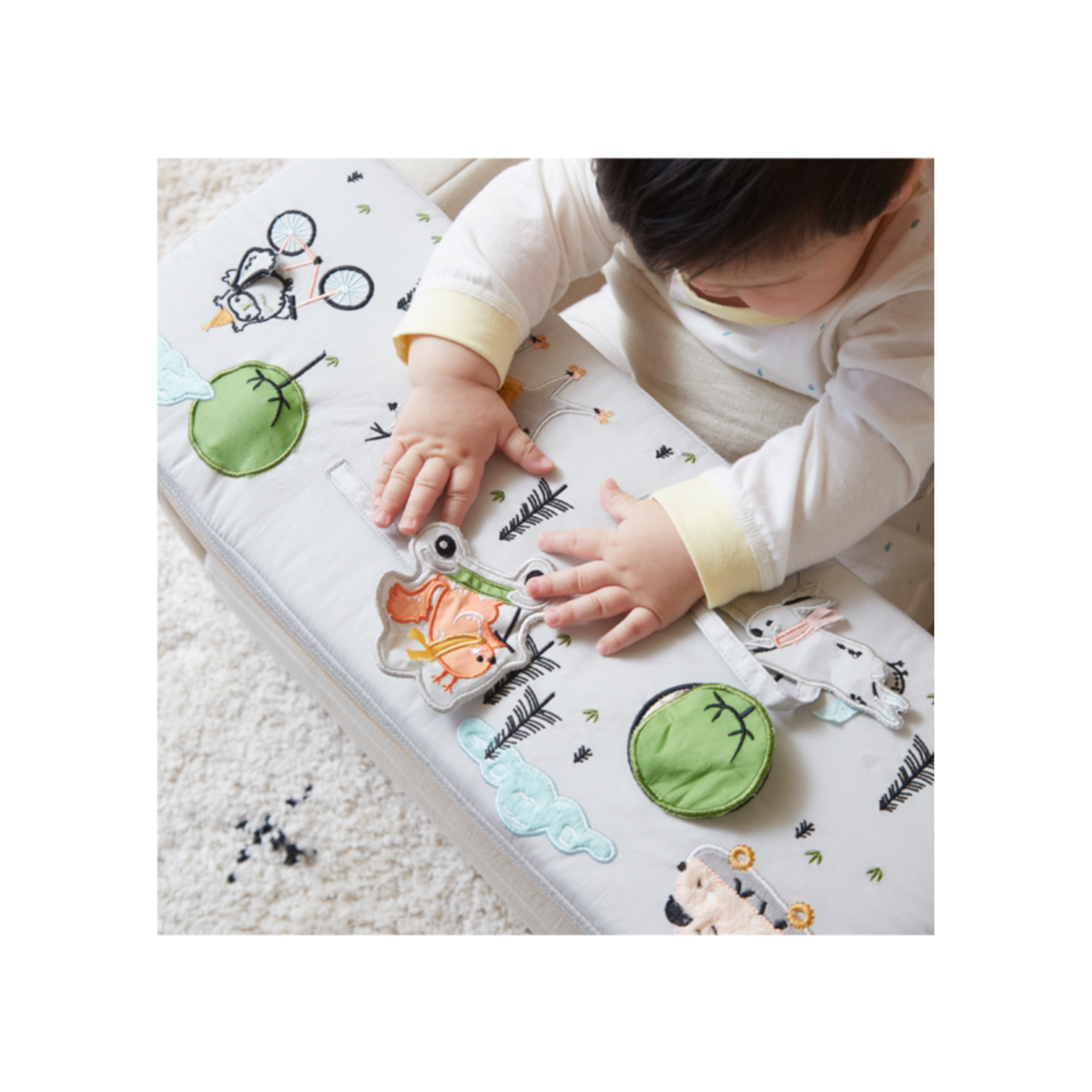 Wonder & Wise Baby Activity Square Chair