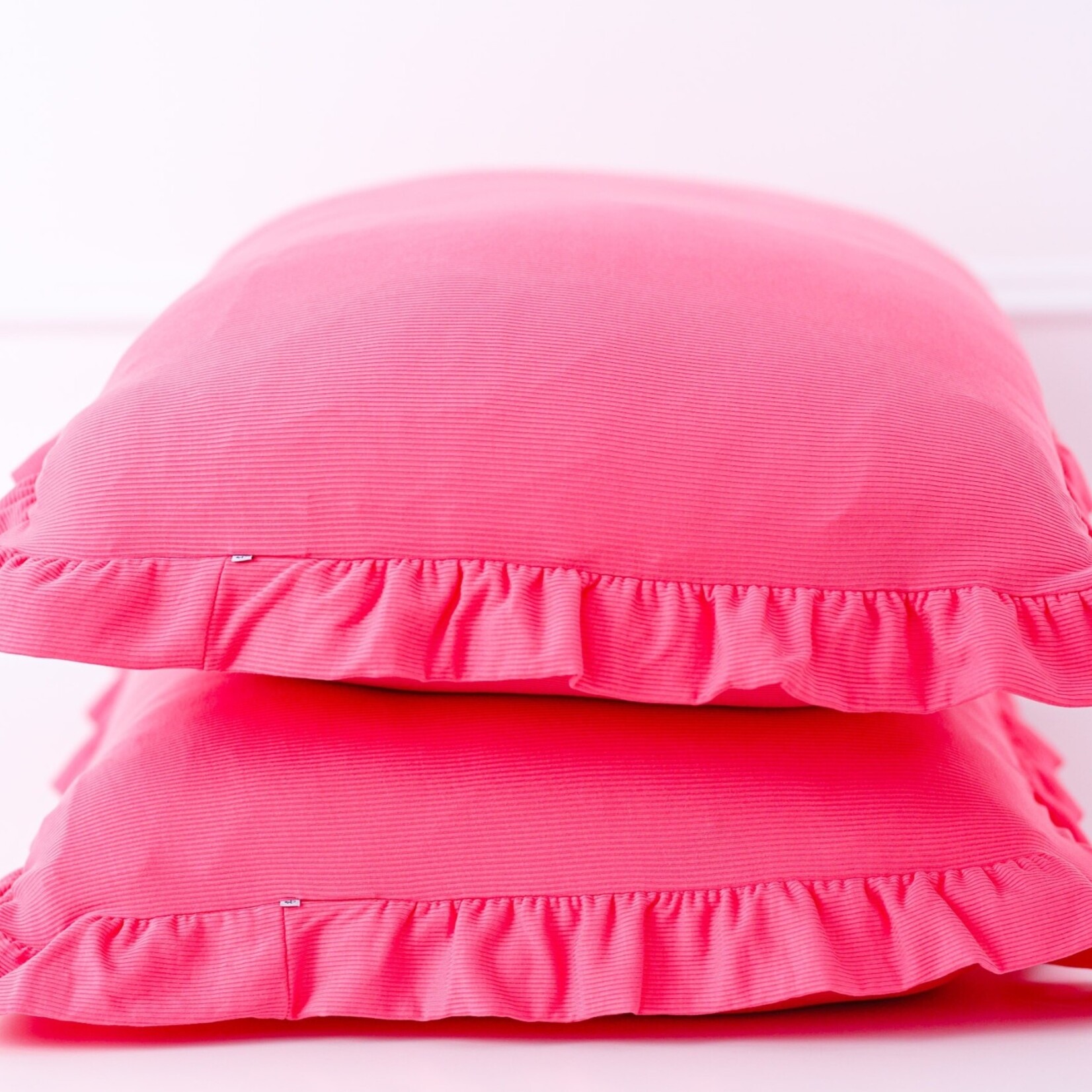 Birdie Bean Ribbed Pillowcase Set - Strawberry