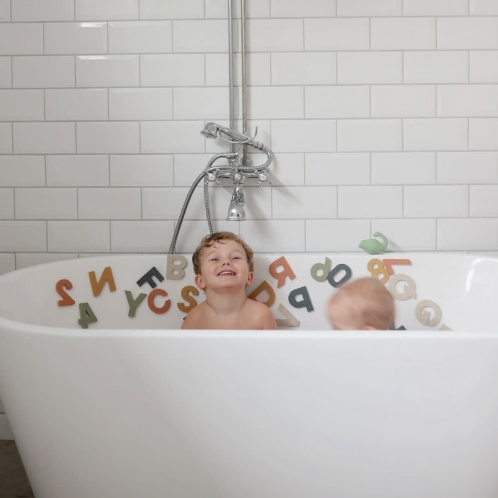 Mushie Letters & Numbers Bath Play Set || Sol