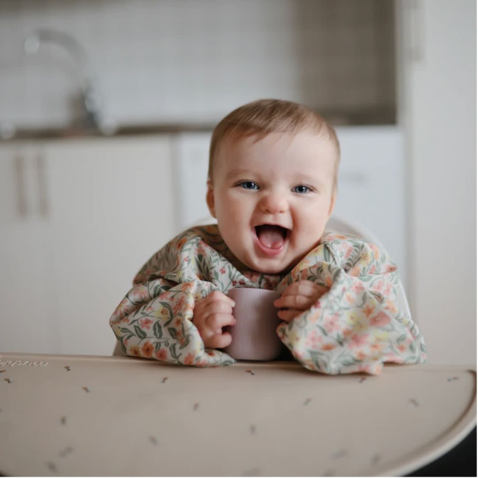 Mushie Long Sleeve Bib || Pastel Blooms