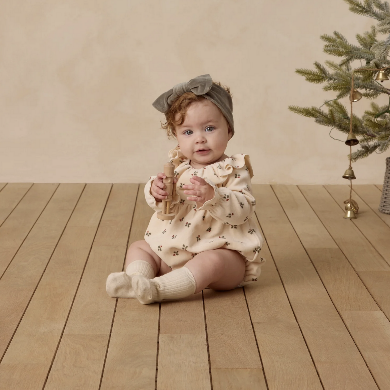 Wendy Romper || Holly Berry