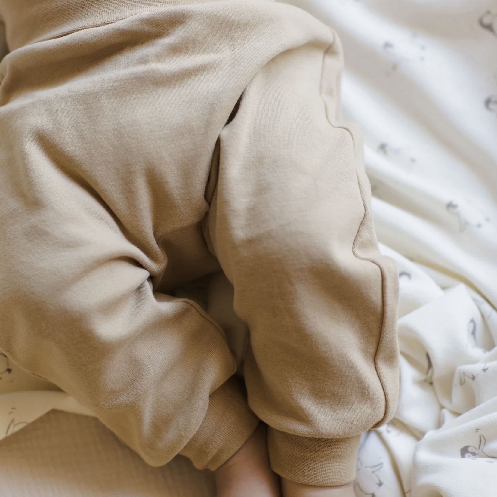 Side Snap Bodysuit + Pant Set || Penguins