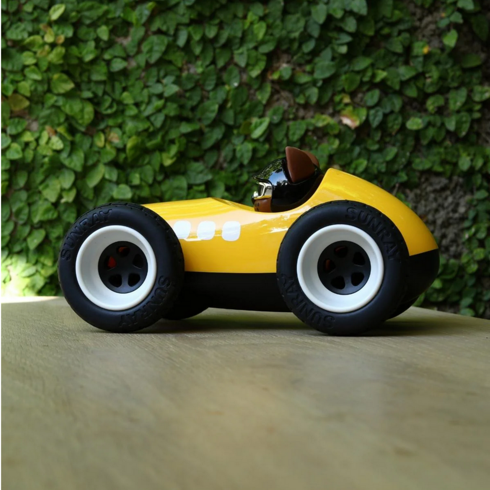 Egg Roadster Sunnysider - Yellow