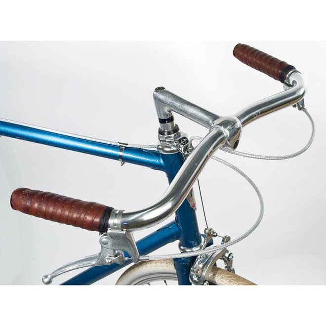 Velo Orange Granola Handlebar, 31.8mm clamp, 22.2mm grip - Fix 