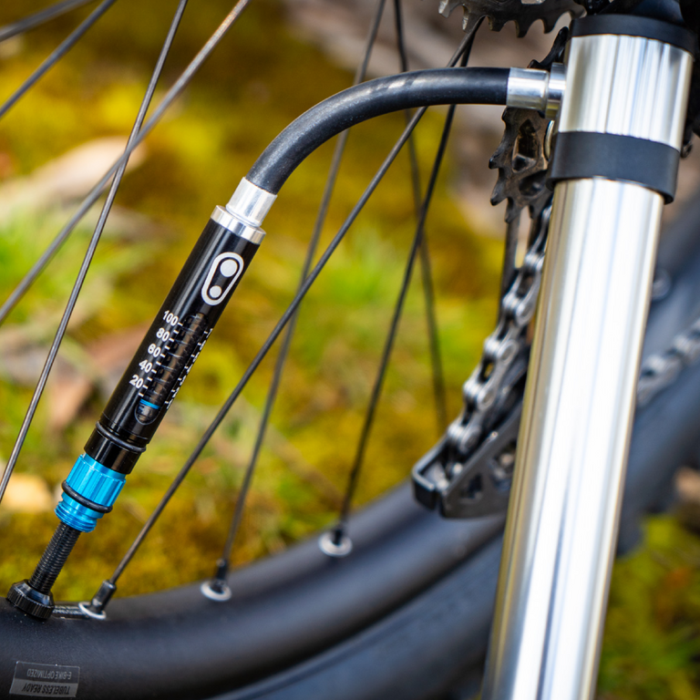 Crankbrothers Crankbrothers Klic HP + Gauge + CO₂ Bike Pump
