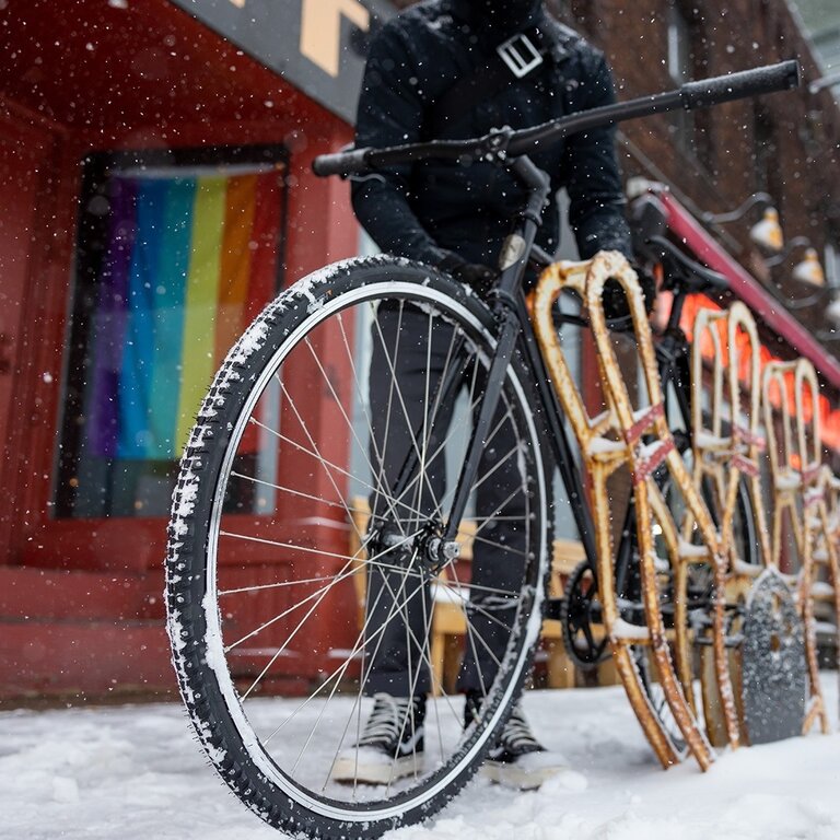 45NRTH 45NRTH Gravdal Tubeless Studded Winter Tire (700 x 38)