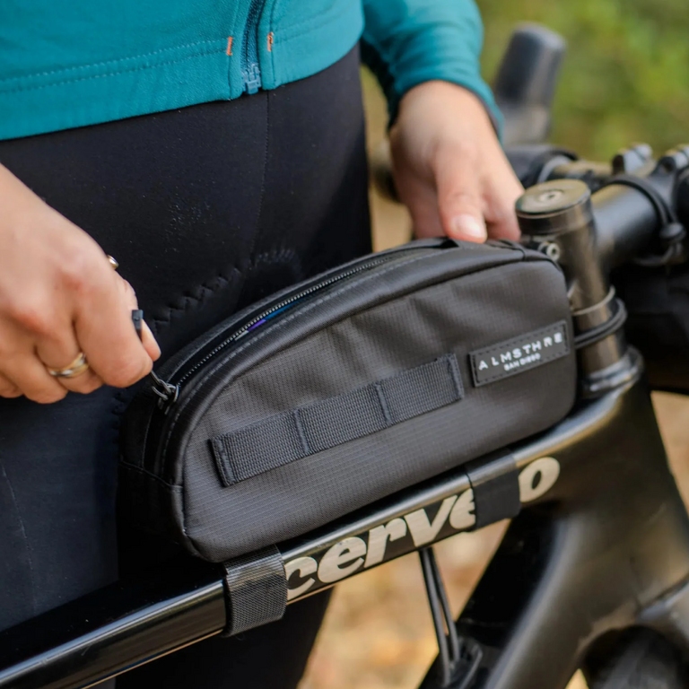 Almsthre  Almsthre Top Tube Bag Midnight Black