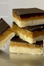 Leila Squares PB Caramel Shortbread 6pk