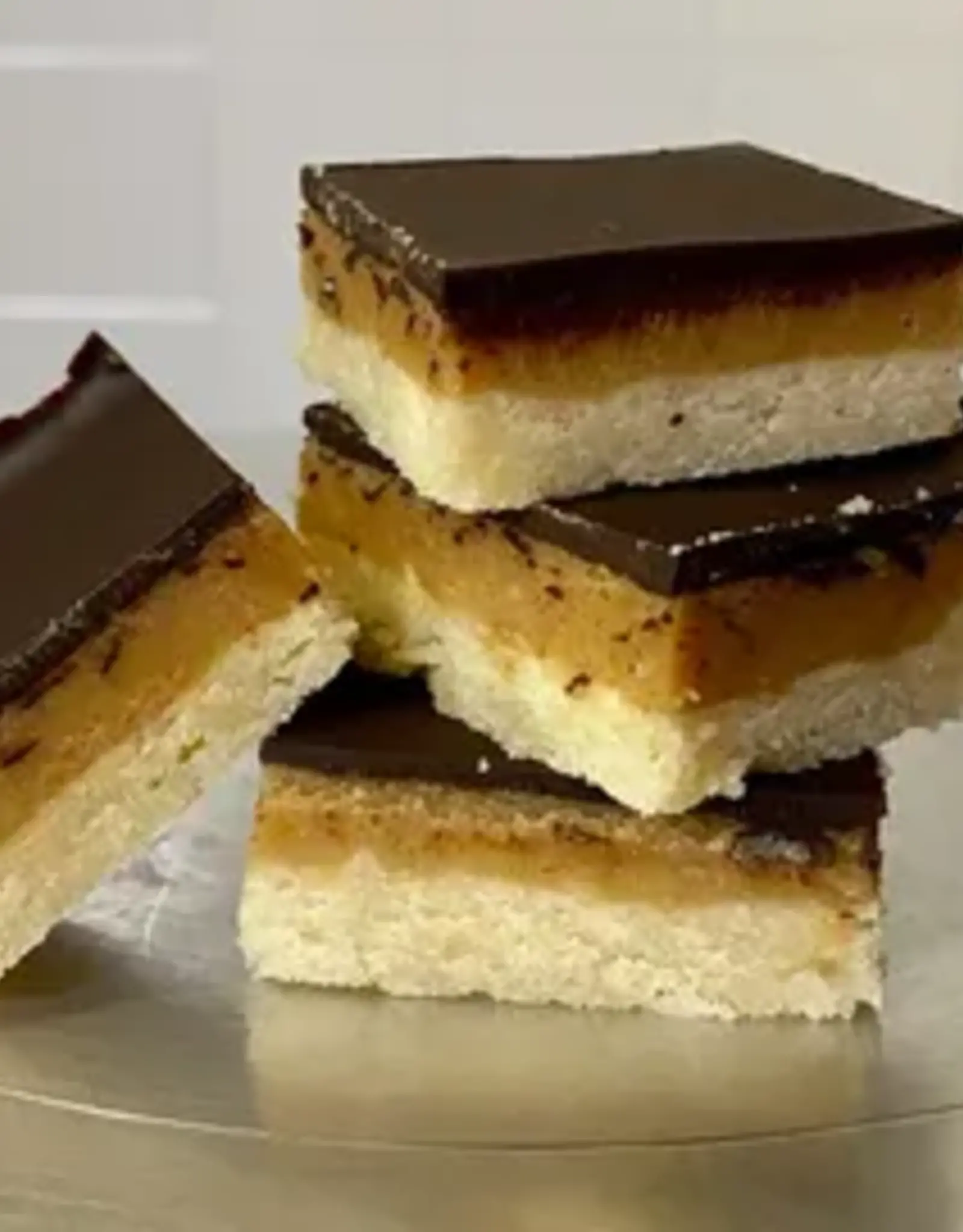 Leila Squares PB Caramel Shortbread 6pk