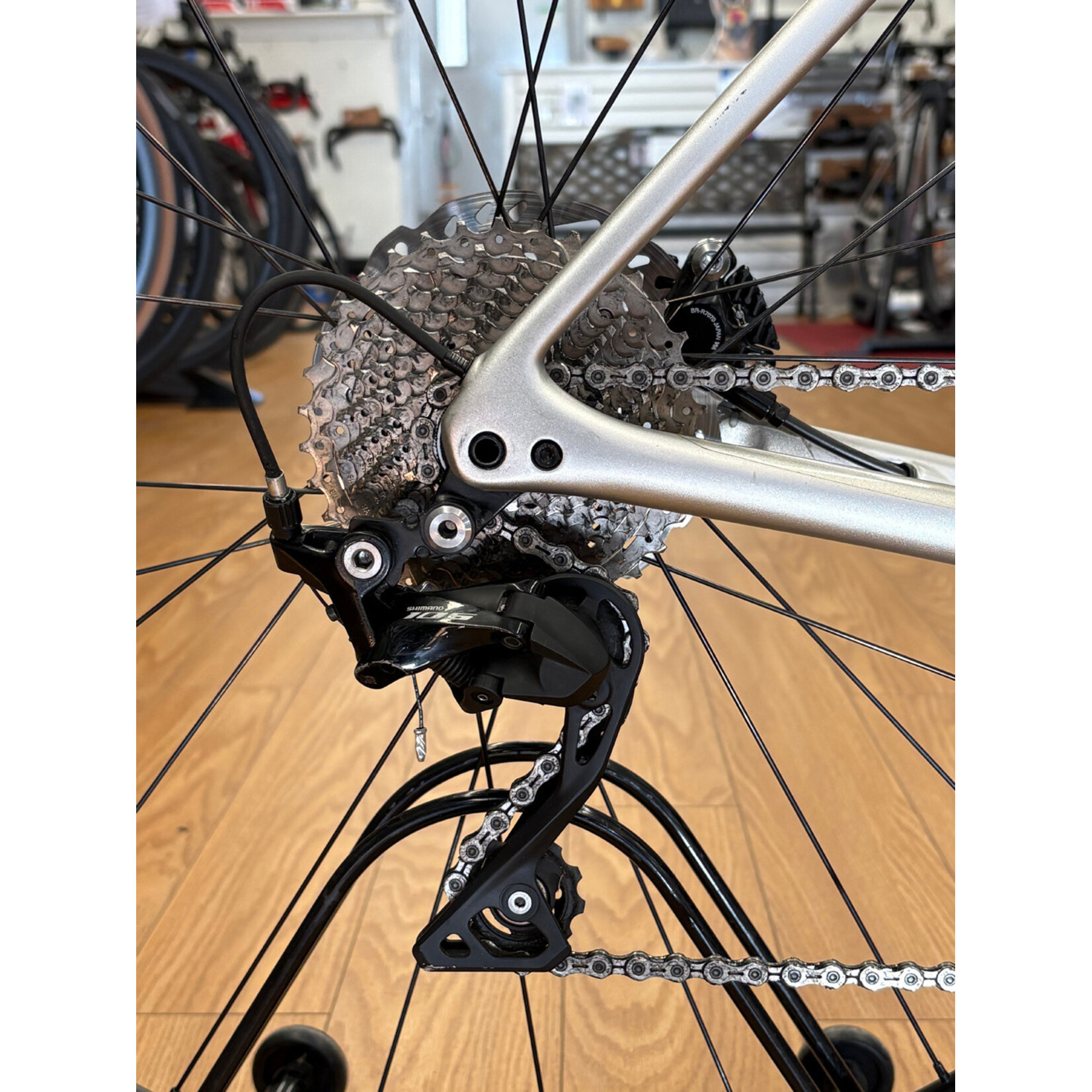 Specialized 2021 Roubaix Sport DEMO *USED* JG