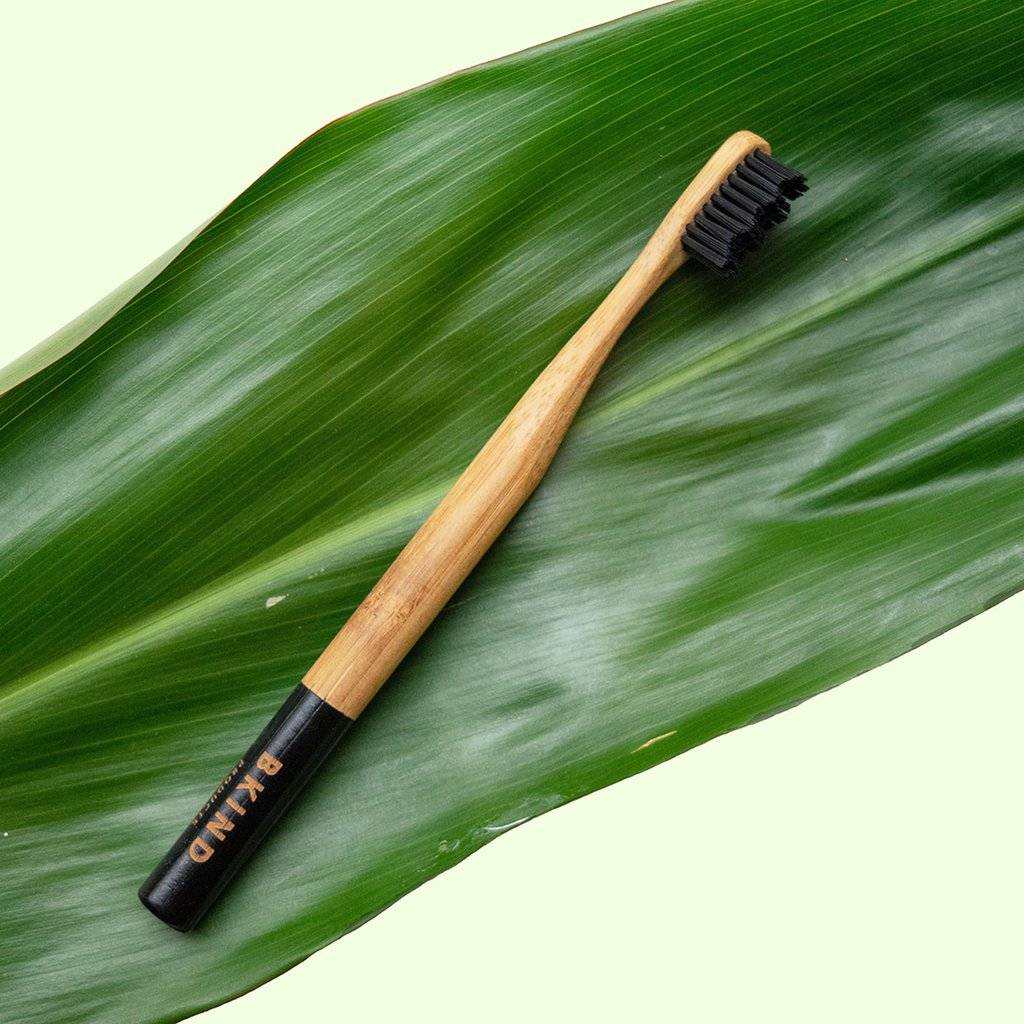 BKIND Brosse à dents biodégradable en bambou (Bkind et Woobambou)