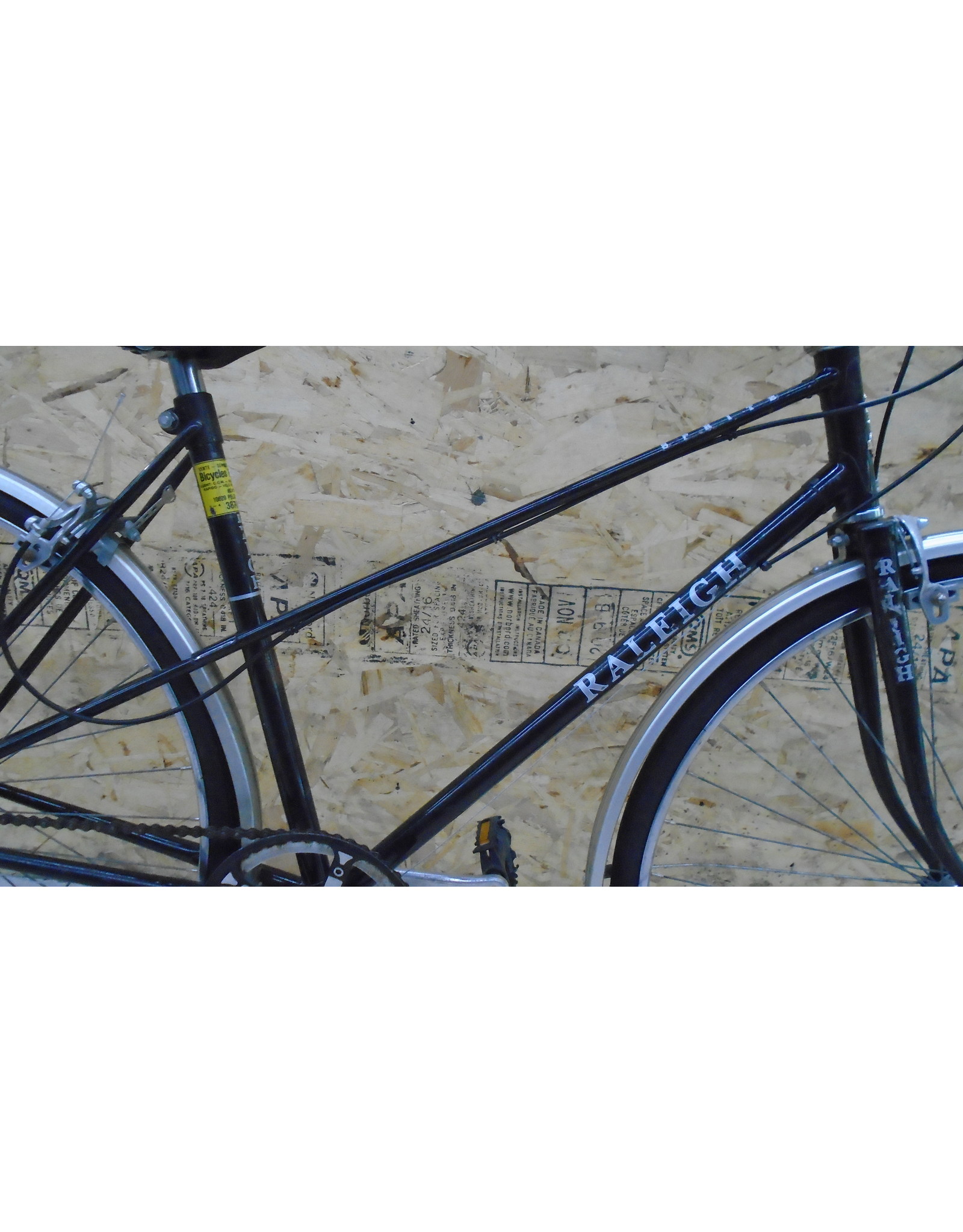 Vélo usagé de ville Raleigh 19.5" - 11061
