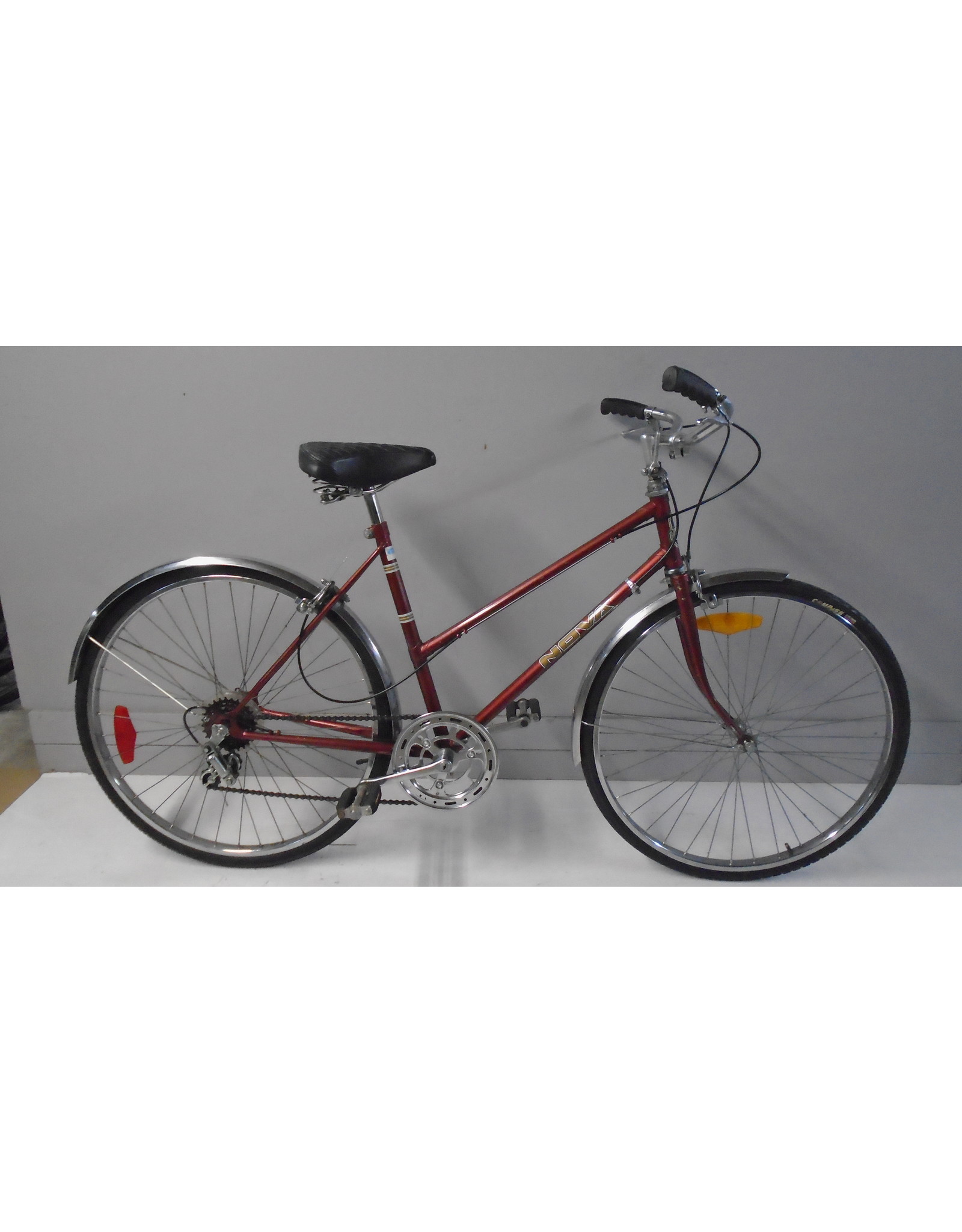 Vélo usagé de ville Nova 19\