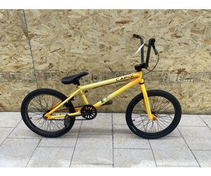 Velo BMX usage Capix 20 12121 Velo urbain Inc