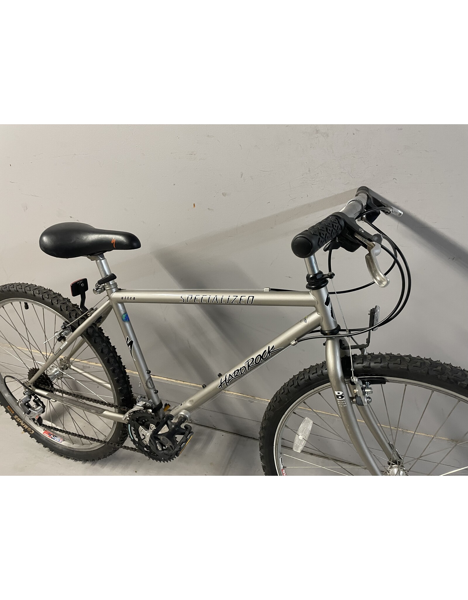 Vélo de montagne usagé  Specialized 17'' - 11708