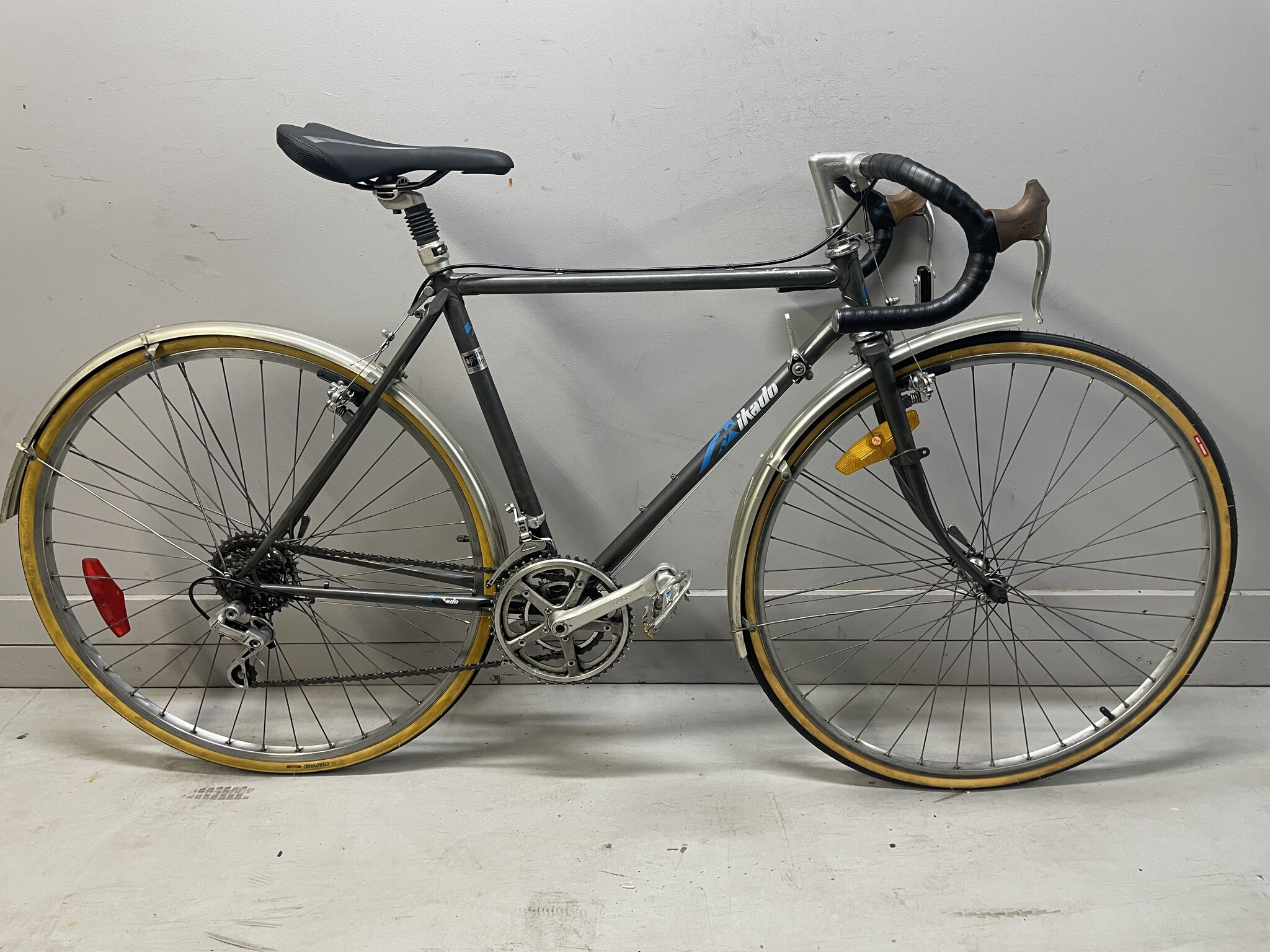 Velo de cyclotourisme usage Mikado 19 12346