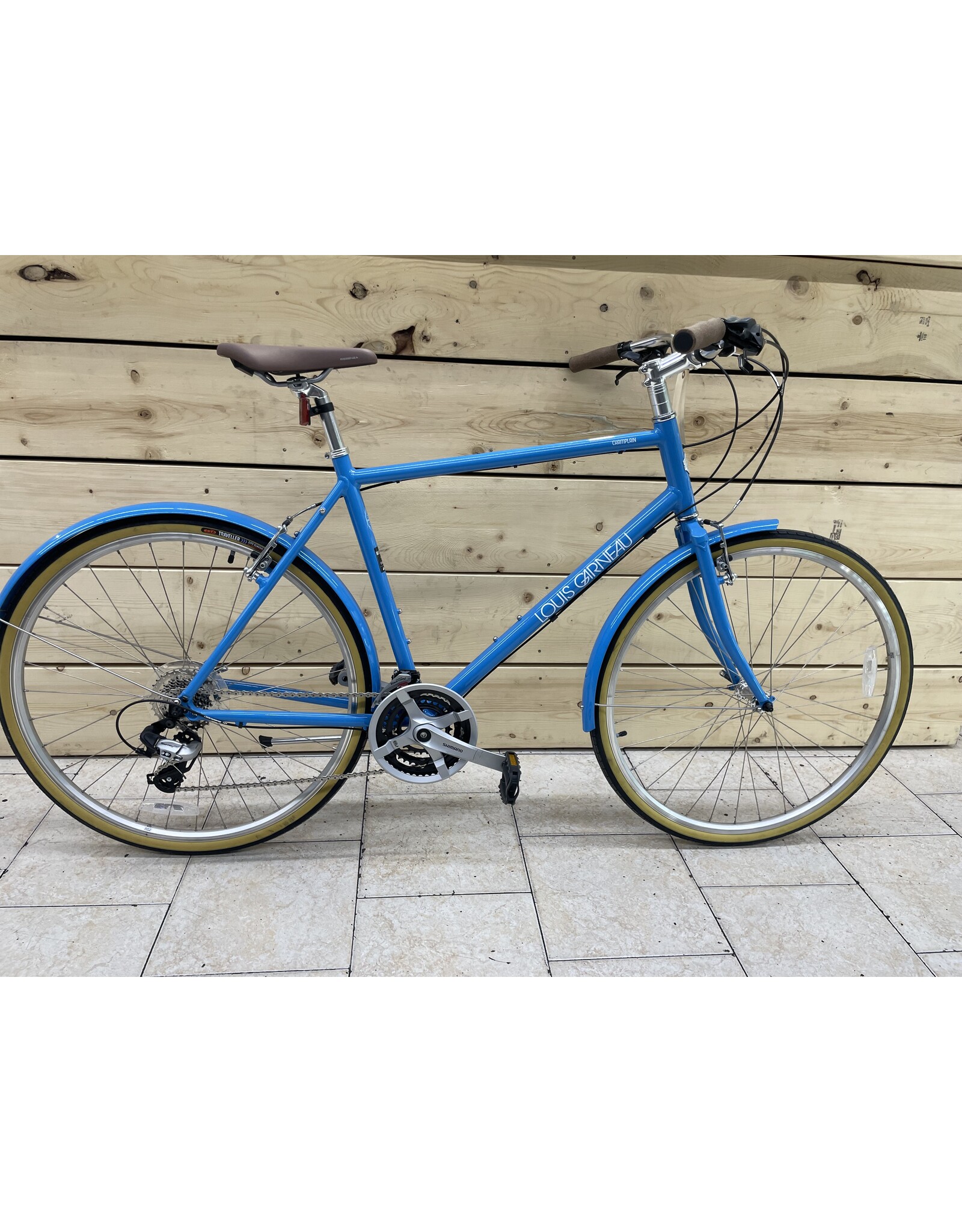 Velo hybride usage Garneau Champlain Medium Large Velo urbain Inc