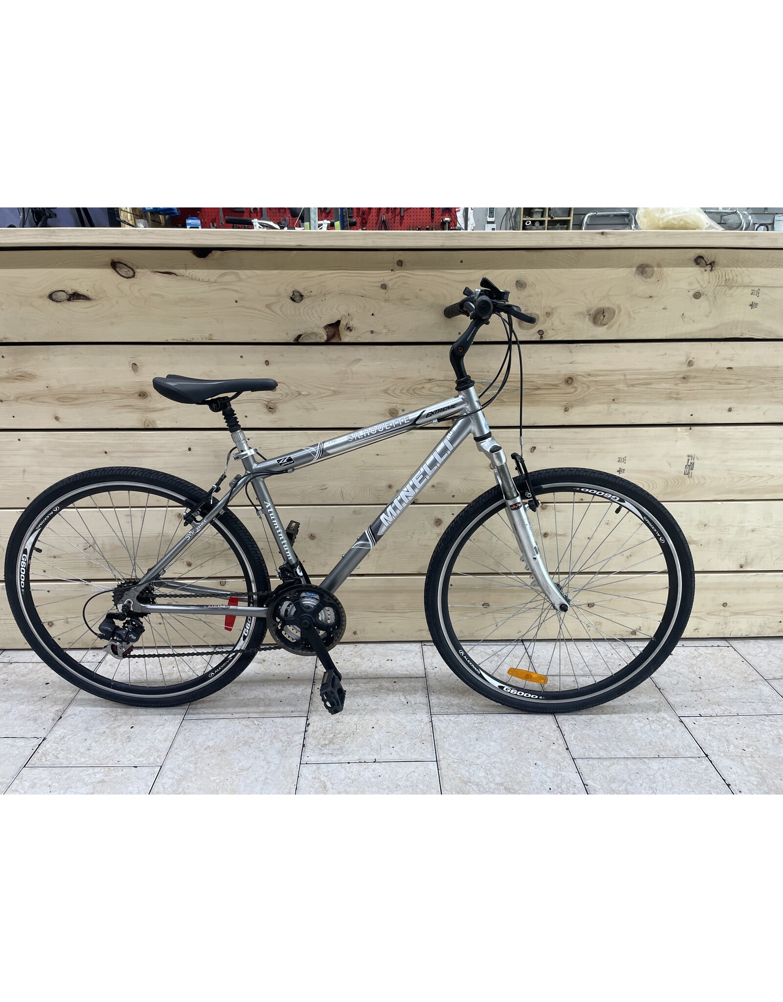 Velo hybride usage Minelli 18 12633 Velo urbain Inc