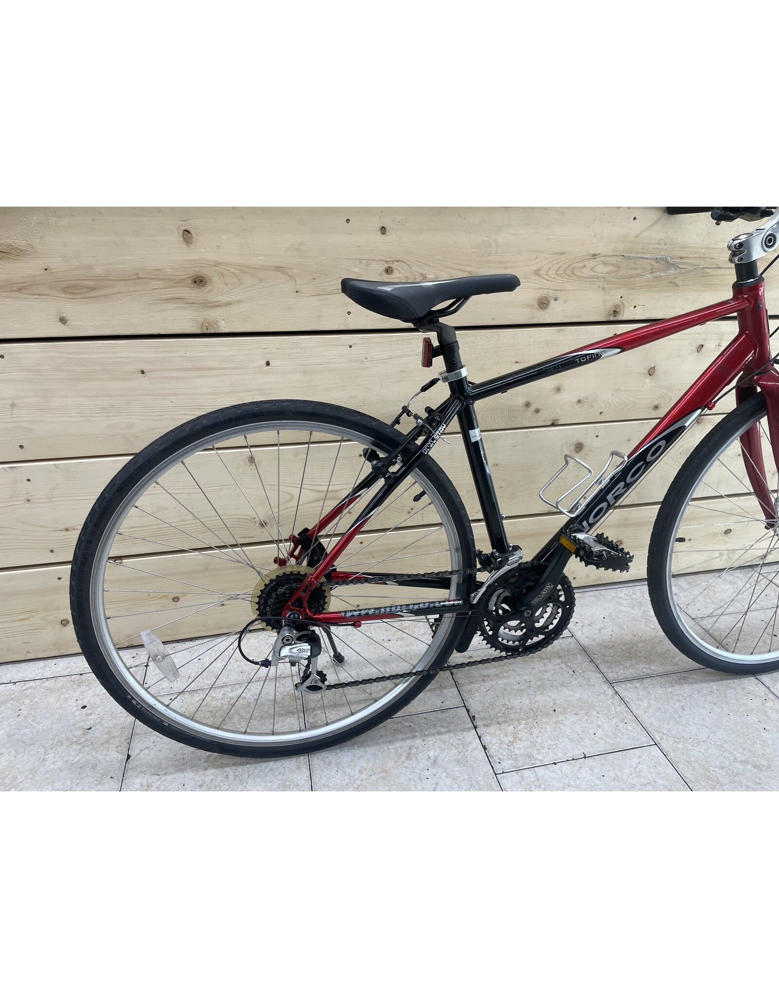 Velo hybride a vendre sale