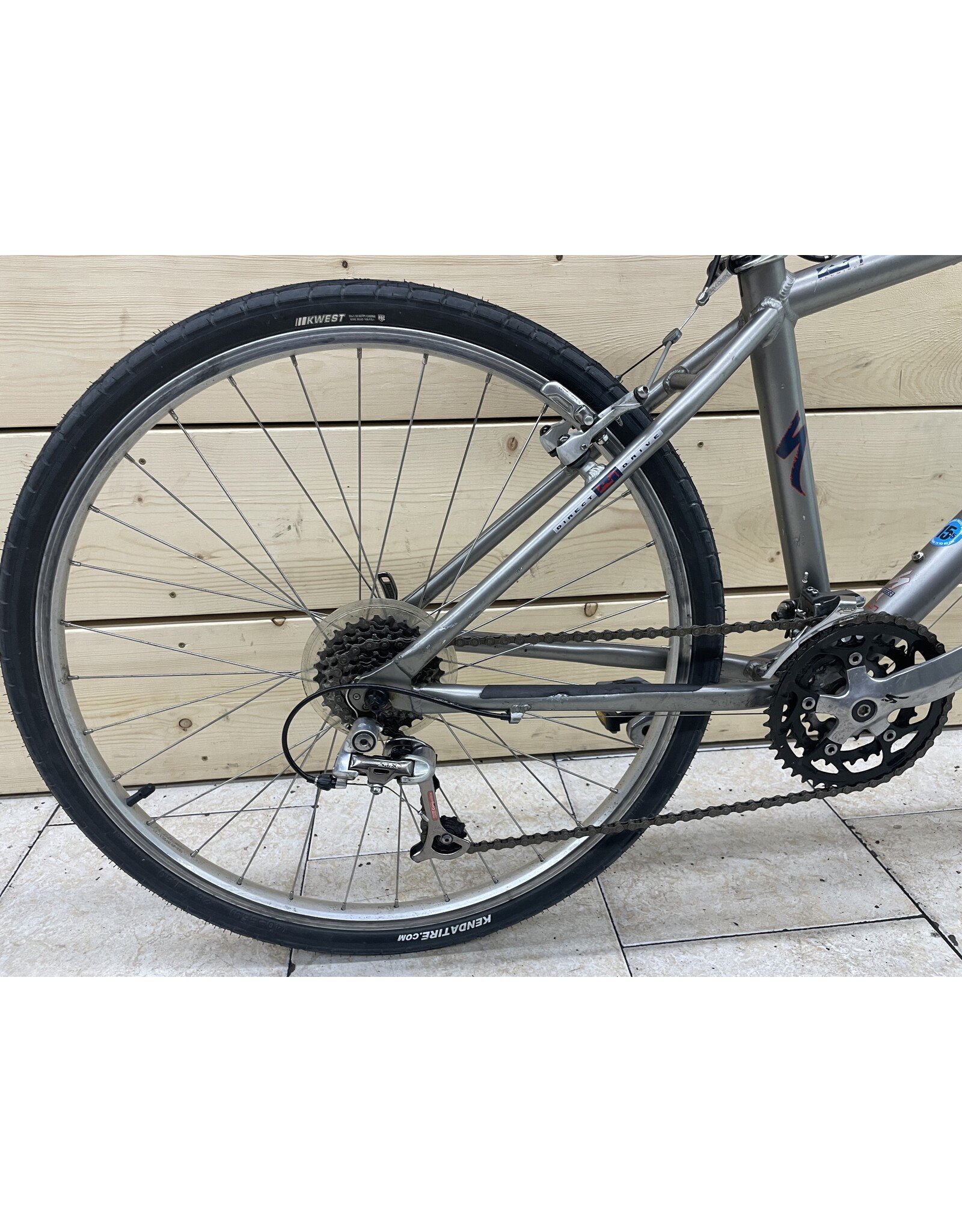 Vélo de ville usagé Specialized 15'' - 12756