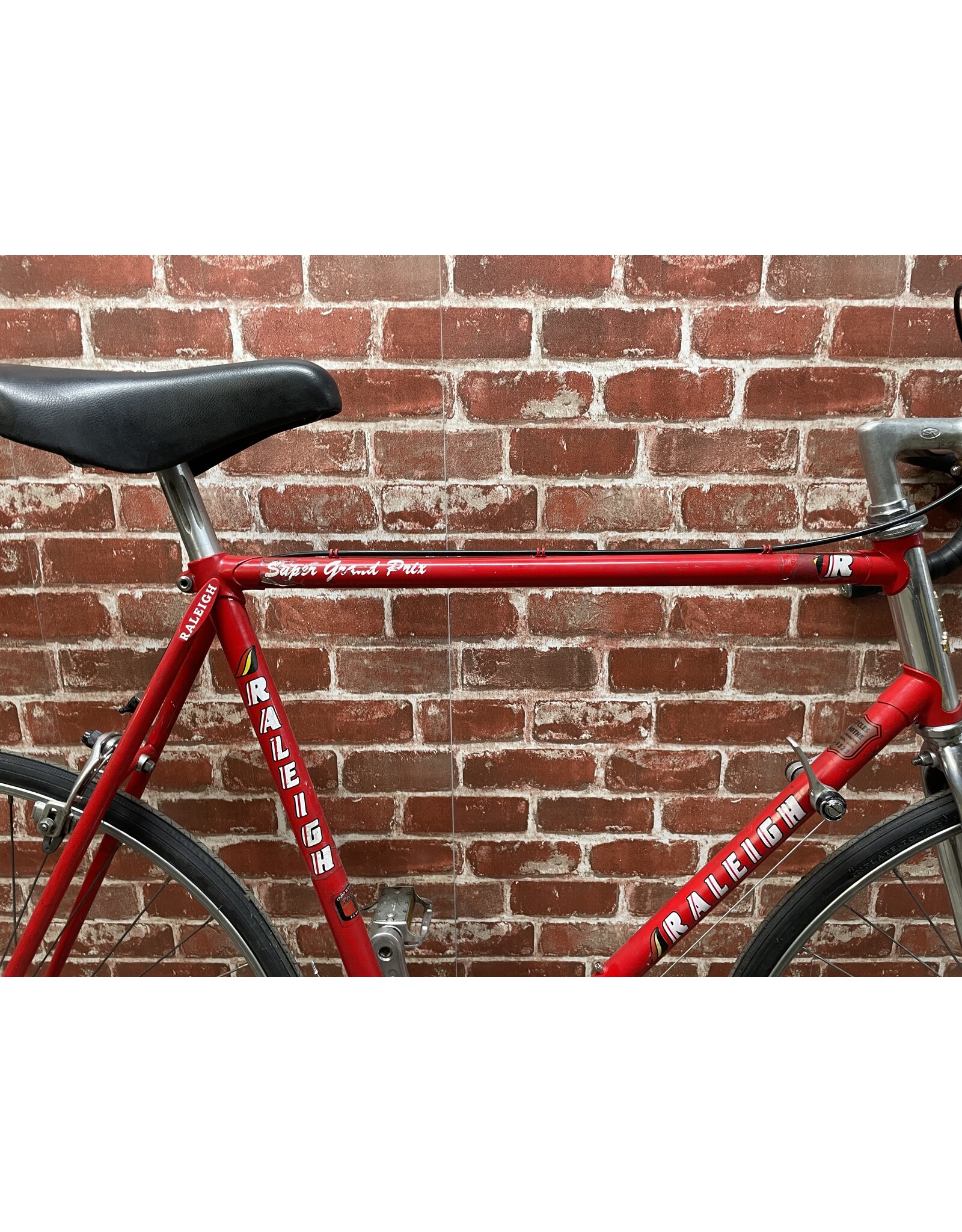 Vélo de route usagé Raleigh 23'' - 12837