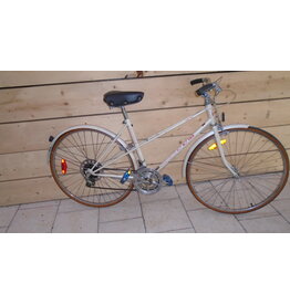 Vélo de ville ccm usagé -13139