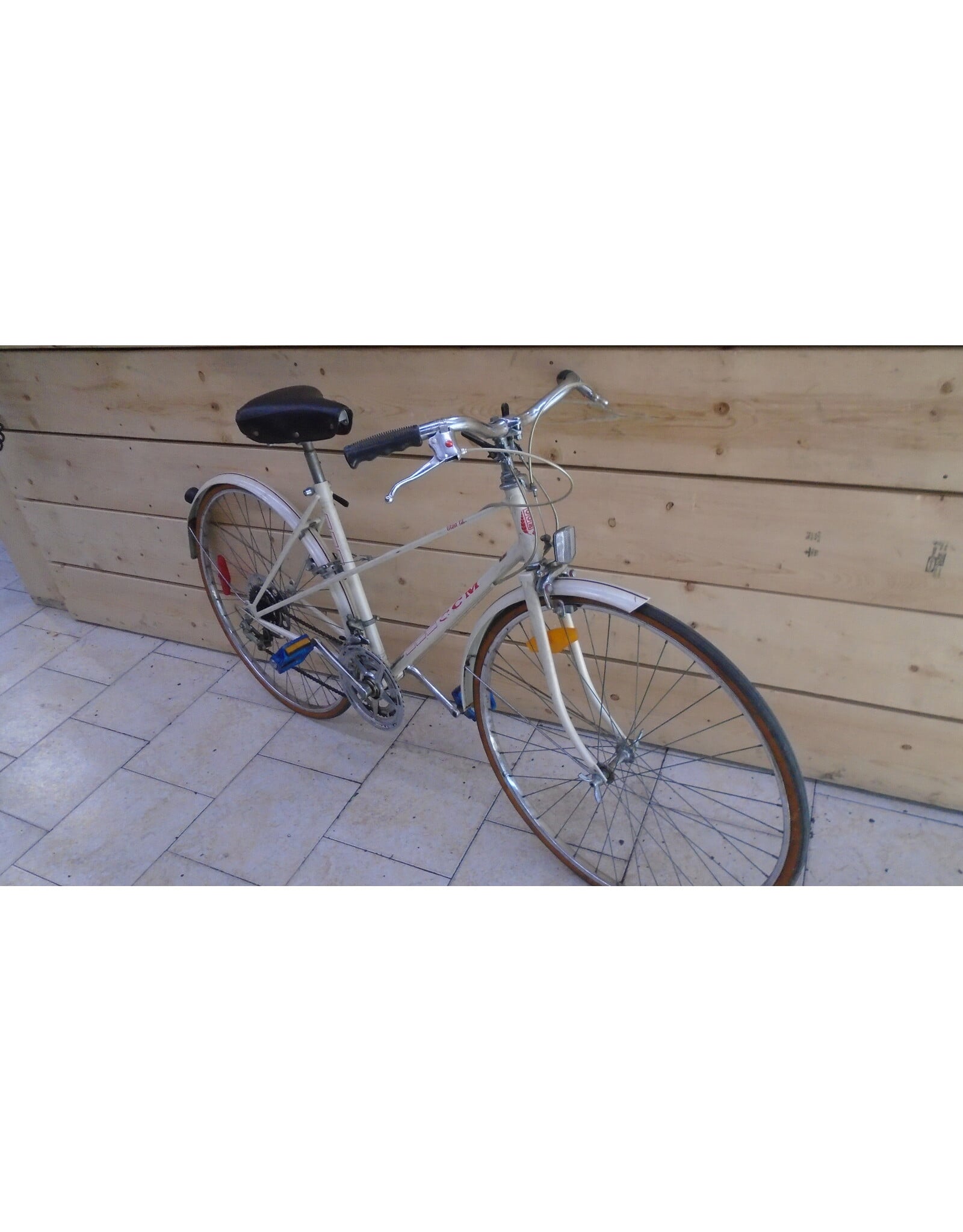 Vélo de ville ccm usagé -13139